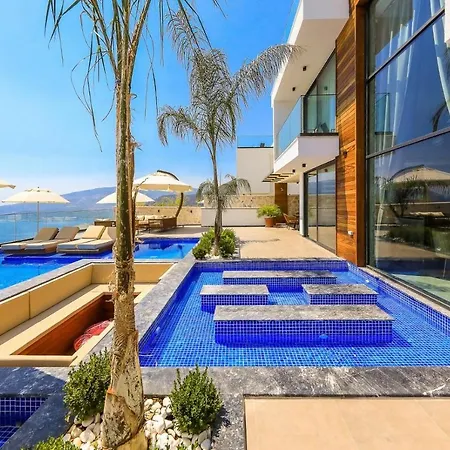 Max View - Kalkan Willa