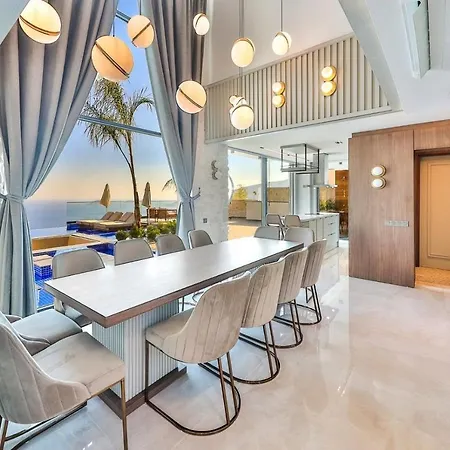 Max View - Kalkan Willa
